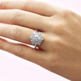 round Cut Diamond Engagement Ring platinum 